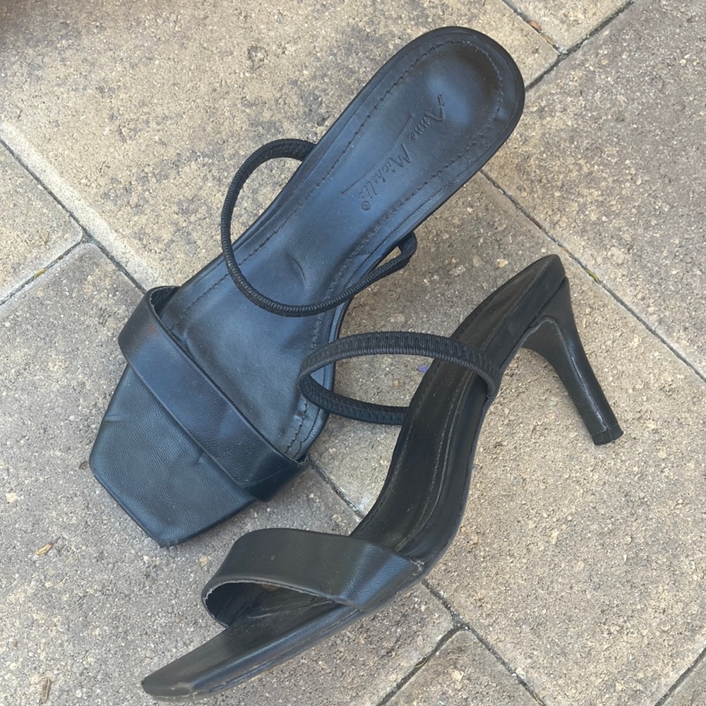 Low black heel size 5.5